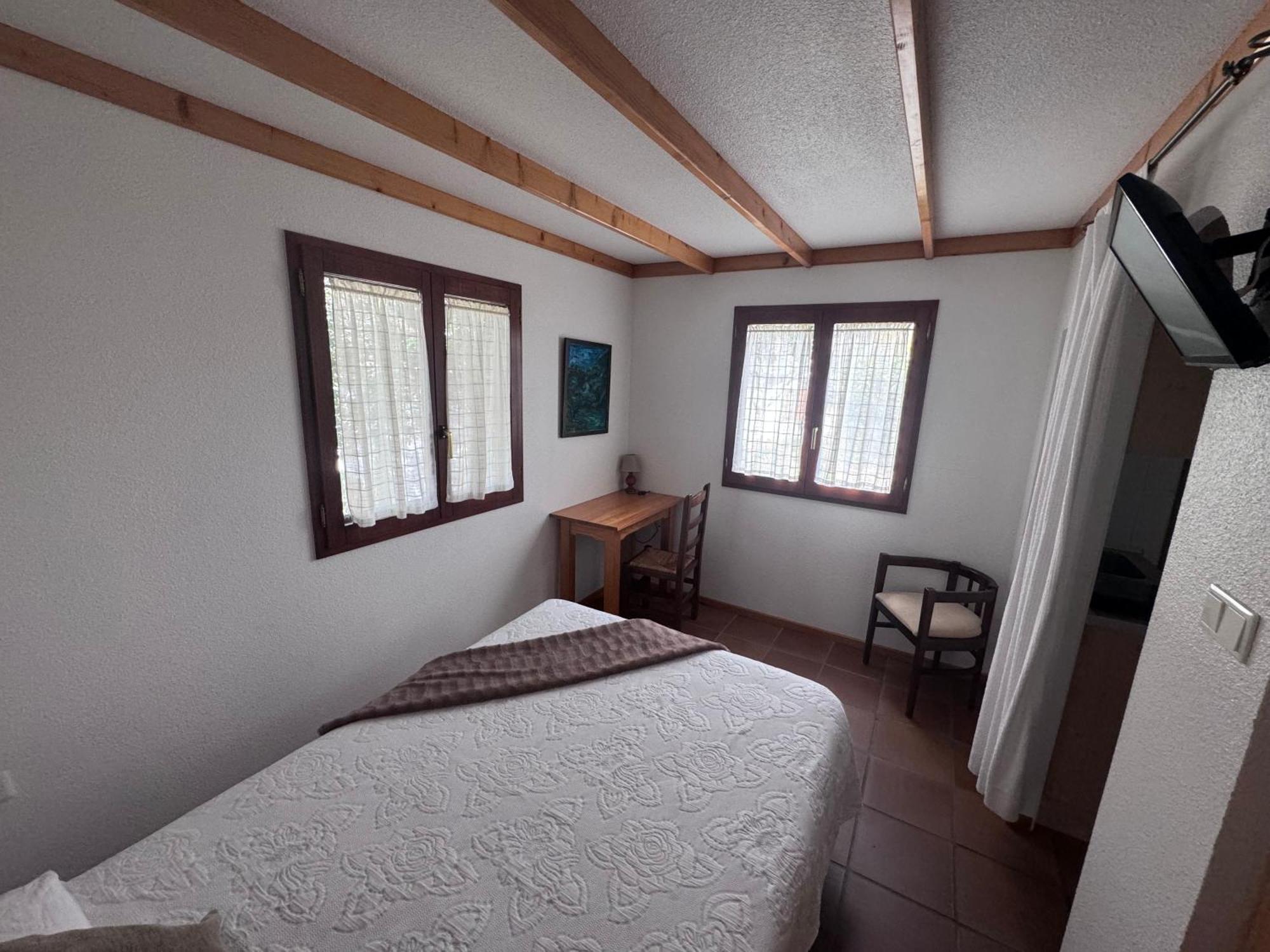 La Cerca Del Alcornoque Pension Casas de Belvis Buitenkant foto